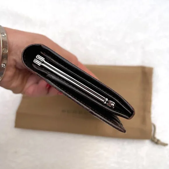 Burberry London Vintage Nova Check Beige bifold kiss lock weallet - Picture 8 of 12